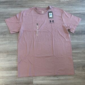 Under Armour Men's Rose Short-Sleeve Performance Tee